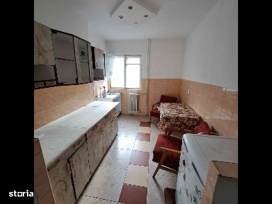 Vând ap 3 cam, Cantemir 80000 euro