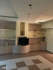 APARTAMENT 3 CAMERE- 700EURO