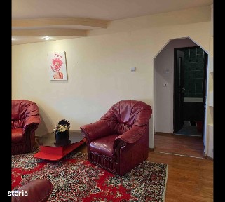 Se închiriază apartament 3 camere Str Transilvaniei
