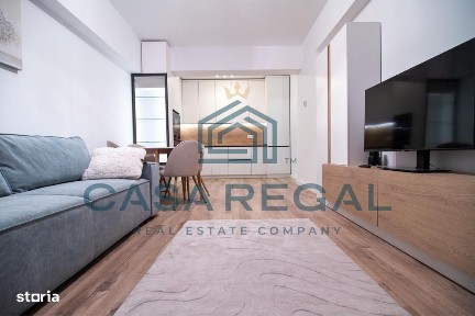 Închiriez apartament 3 camere, loc de parcare inclus - Zona centrală