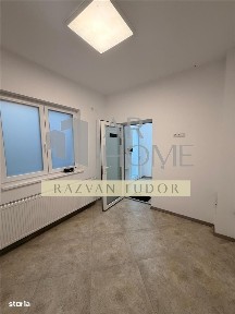 Spatiu comercial cu parcare proprie, Ploiesti, ultracentral