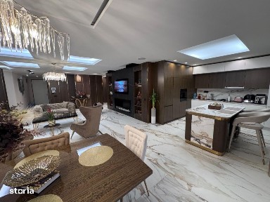 Penthouse futurist situat in Mamaia Nord