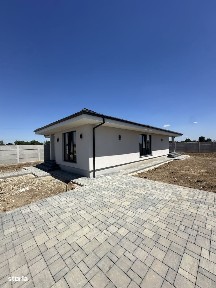 Bocalin Home vinde casa nou Santandrei (Gard Inclus)