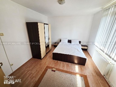 Apartament 3 camere la Casă, Curte Privată - Gai