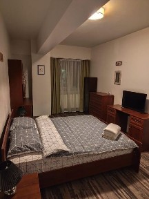 Inchiriez apartament 2 camere