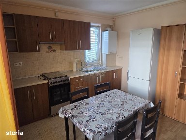 Apartament 3 camere balcon zona Turnisor