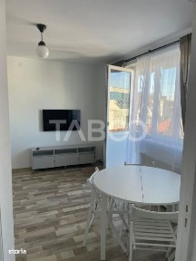 Apartament 2 camere cu balcon renovat zona Mihai Viteazul Sibiu