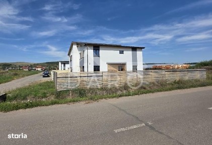 Duplex modern de 90 mp utili, de vânzare în Sântana de Mureș