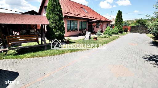 Casa 5 camere, 250 mp,3 băi,2.500mp teren, 0% comision