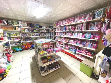 Spatiu comercial de inchiriat | Bulevardul Revolutiei | 65mp utili | z