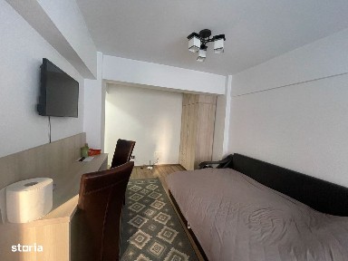 GARSONIERA CENTRALA | MOBILATA | VEDERE SPRE ORAS | RADAUTI