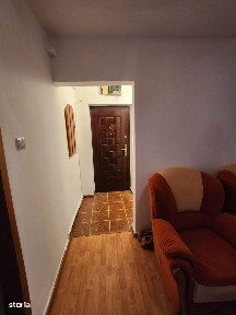 3 Camere decomandat Mobilat