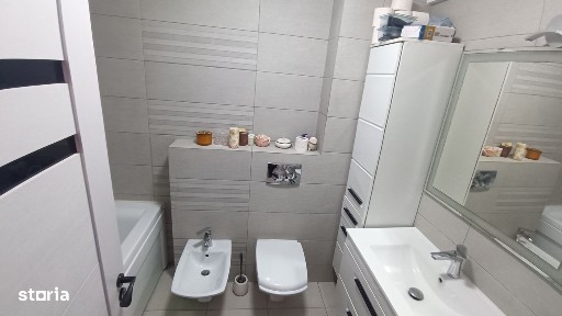 APARTAMENT 3 CAMERE BACOVIA FIALD