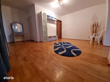 Vila individuala, 5 camere + dining, garaj, zona Sos Oltenitei