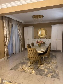 Casa ultrafinisata, cu piscina, terasa, garaj!