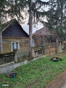 RECO Casa batraneasca cu teren generos in localitatea Tria