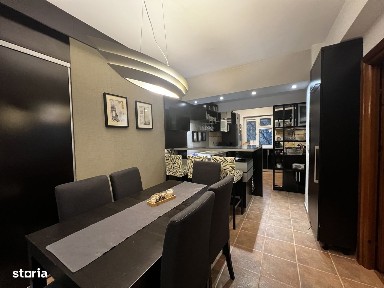 Apartament 3 camere-Zona Primarie-Casa de Cultura