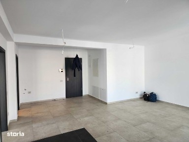 Inchiriez ap. 2 camere, Cosmopolit Rise, prima inchiriere