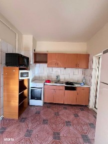 Apartament cu 2 camere zona semicentrala et intermed