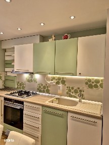 Apartament cu 3 camere superb, garaj si boxa incluse