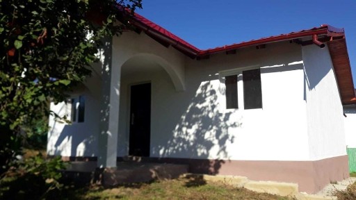 Casa langa Valenii de Munte