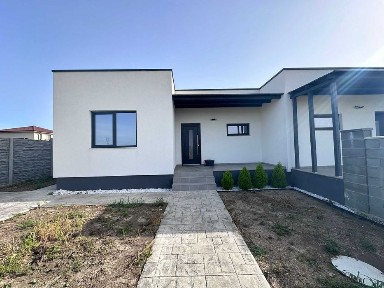 Proprietar inchiriez duplex