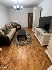Apartament 3 camere zona centrală