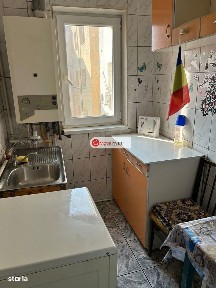 Oferta!Apartament 2 camere de inchiriat,Cetate etaj 3,pret 230 E!