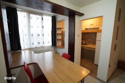 Garsoniera zona Tractorul