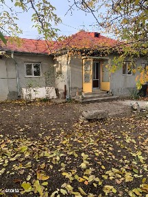 Vand casa sat Saranga comuna Pietroasele judetul Buzau