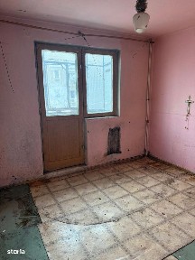 De Vanzare Apartament cu 2 camere zona Piata Mare