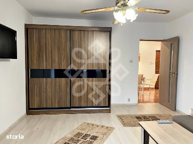 Apartament cu 3 camere de vanzare in Rogerius, Oradea