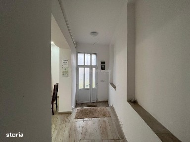 Lugoj, Casă 94 Mp. Suprafata totala, POZITIE SEMICENTRALA