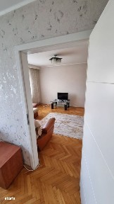 cv 125 Bd.Traian, apartament 2 camere decomandat + garaj