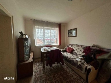 Casa singur in curte - 3 camere - zona Trei Stejari