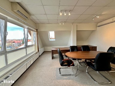 Cladire de birouri - 9 camere, 6 locuri parcare - Calea Poplacii