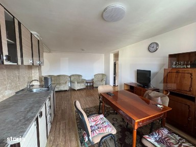 Apartament cu 3 camere, 50 mp, ejaj 3/3, zona Terra