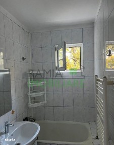 Apartament 3 Camere, Etaj 2/4 - Astra Planete, Necesita Renovare