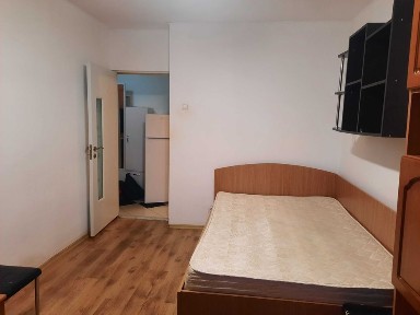 Inchiriez garsoniera zona Baza 3 ( Carrefour)