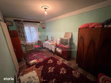 vând apartament 2 camere Alexandru Cel Bun 62000 euro