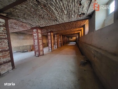 Spatiu destinat pentru o crama sau deschidere berarie - ID C5461