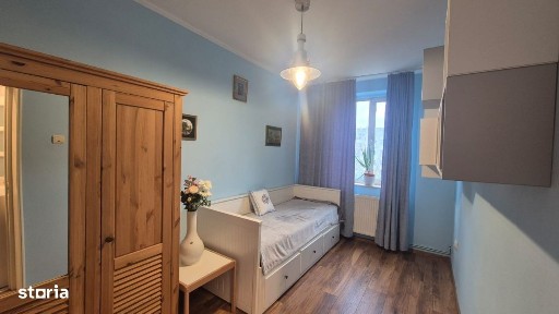 Apartament 3 camere, etaj 2, zona Craiovei - Pitesti