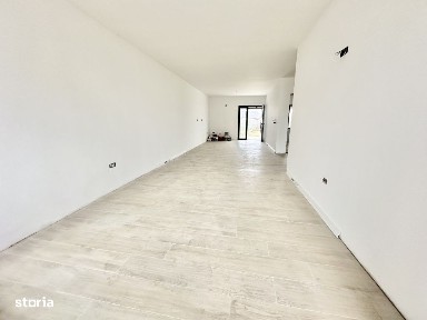 Duplex pe parter cu 3 camere - Bucovat