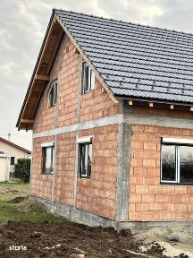Vand casa individuala P+M in Cornesti