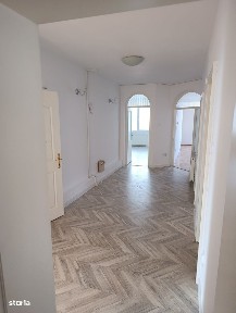 Birou et.1, terasa ext, cartier Zorilor, str. Cometei, Cluj