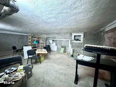 Boxa 67 mp utili, în zona Podgoria