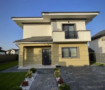 Casa Individuala 4 camere in Valea Ursului la asfalt