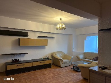 3 camere decomandat Ultracentral