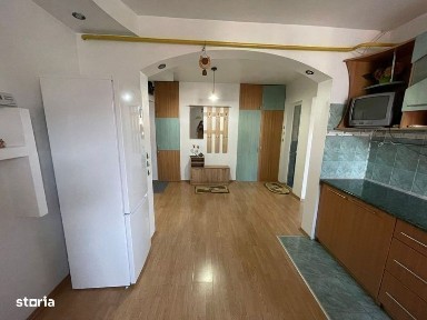 Apartament de inchiriat, cu doua camere