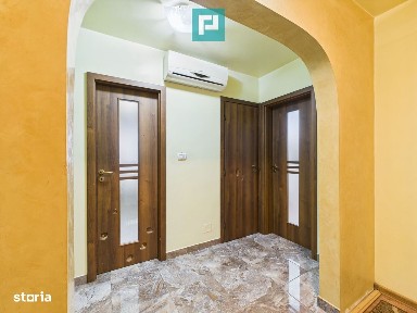 Apartament spațios cu 4 camere în Vlaicu